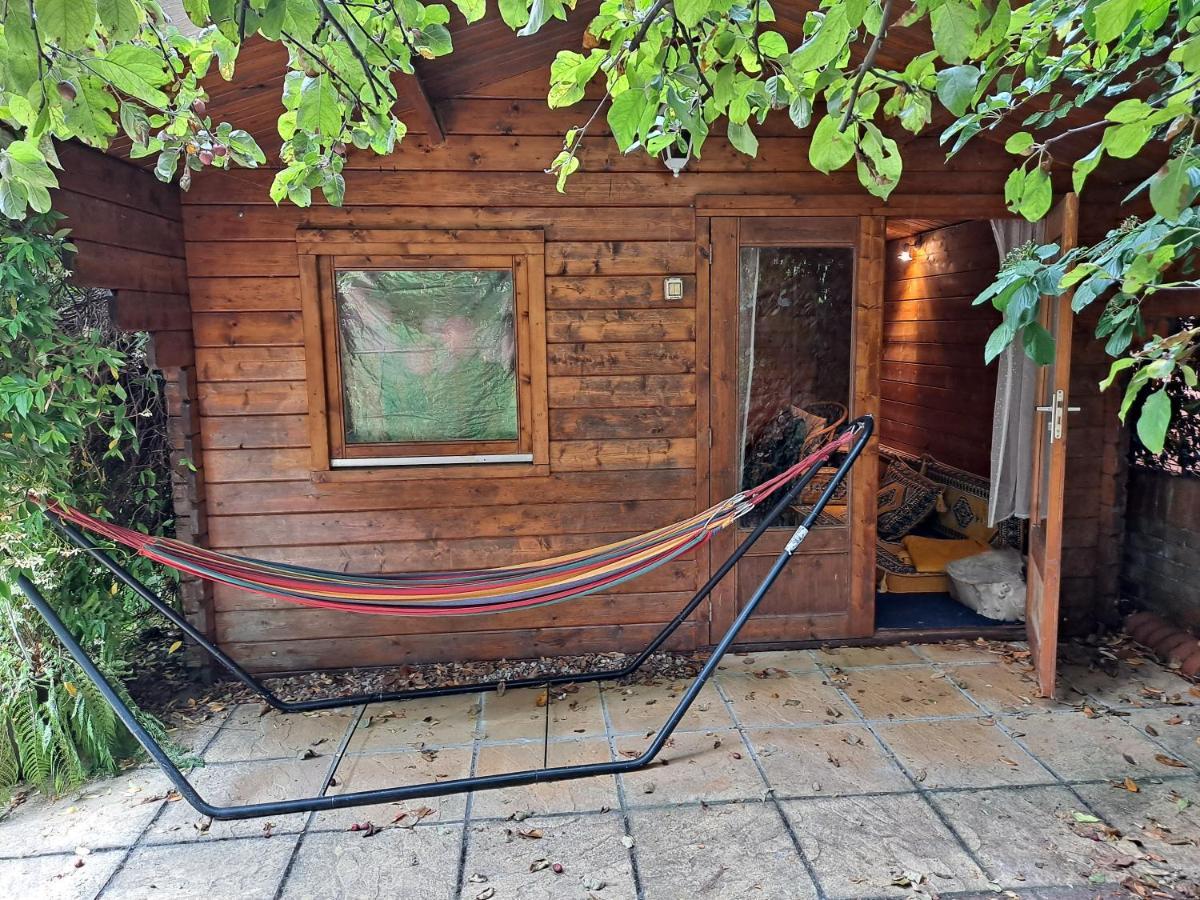 Pilgrims Of The Goddess Bed and Breakfast Glastonbury Exteriör bild